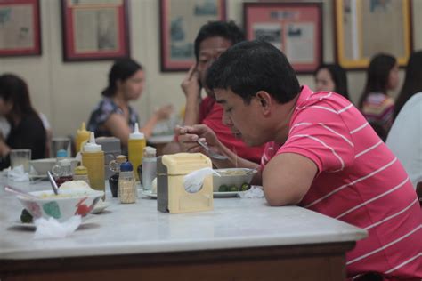 restaurants near quiapo church.